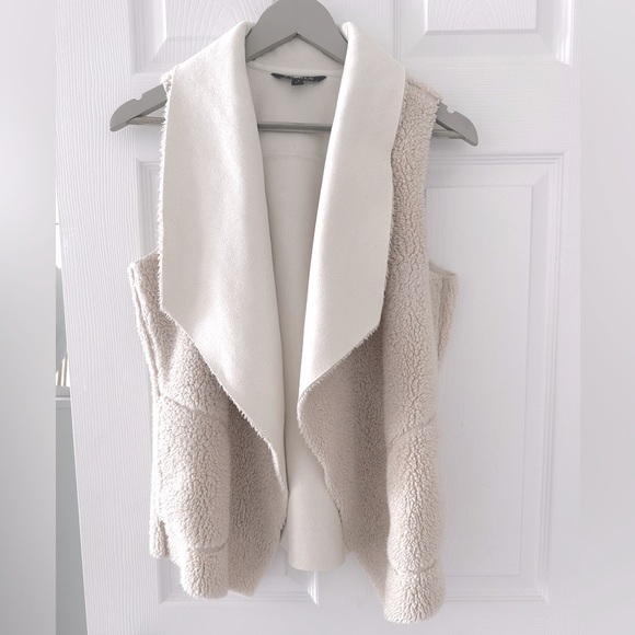 Polo Ralph Lauren Jackets & Blazers - Polo Ralph Lauren teddy vest ✨host pick✨